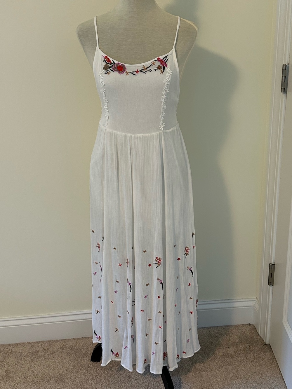 Raga maxi dress white with embroidery racerback bohemian floral cottagecore S